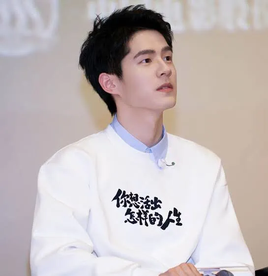 CEO Long Hạo Nhiên